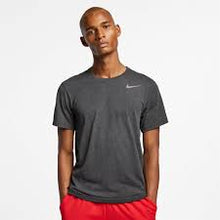 Afbeelding in Gallery-weergave laden, Nike Breathe Top Short Sleeve Hyper Dry
